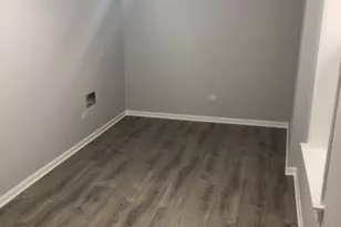 3302 S Hamilton Ave, Chicago, IL 60608 - Photo 5