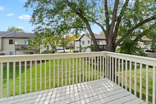 67 Willow Cir, Cary, IL 60013 - Photo 11