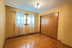 5219 N Bernard St, Chicago, IL 60625 - Photo 11