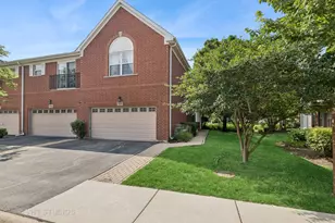 1007 Enfield Dr, Northbrook, IL 60062 - Photo 1
