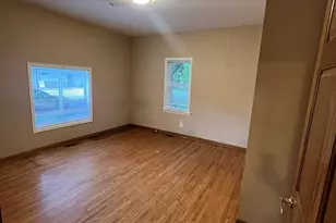 2302 4th St, Peru, IL 61354 - Photo 9