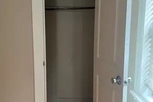 8116 S Ingleside Ave, Chicago, IL 60619 - Photo 17