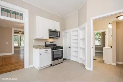 304 Buena Vista Avenue, Pekin, IL 61554 - Photo 11