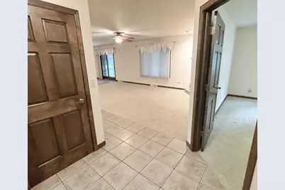 210 Mary Senica Court, Lasalle, IL 61301 - Photo 13