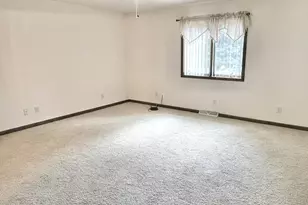 210 Mary Senica Ct, Lasalle, IL 61301 - Photo 17