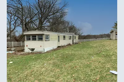 706 E Burnett Road, Island Lake, IL 60042 - Photo 5