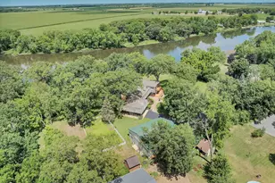 864 Ash Dr, Saint Anne, IL 60964 - Photo 49