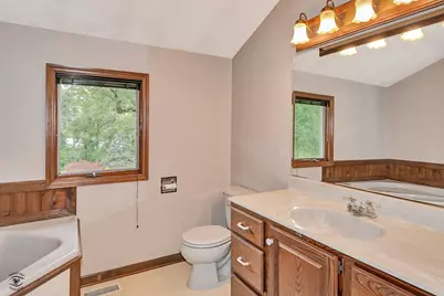 864 Ash Drive, Saint Anne, IL 60964 - Photo 29