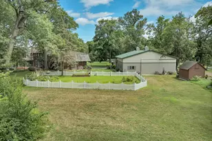 864 Ash Dr, Saint Anne, IL 60964 - Photo 55