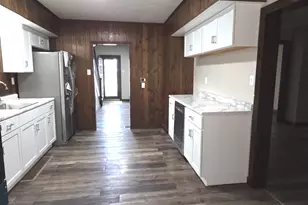 309 N Market St, Hoopeston, IL 60942 - Photo 7