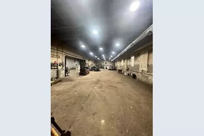 1626 N Kilbourn Avenue, Chicago, IL 60639 - Photo 11