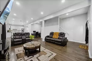 352 N Avers Ave, Chicago, IL 60624 - Photo 3