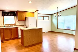 461 Meadowlark Cir, Sandwich, IL 60548 - Photo 11