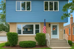 3857 W 107th Pl, Chicago, IL 60655 - Photo 1