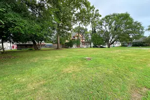 218 S Vermillion St, Streator, IL 61364 - Photo 3