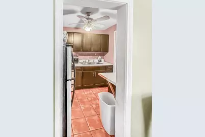 8539 S Saint Lawrence Avenue, Chicago, IL 60619 - Photo 7