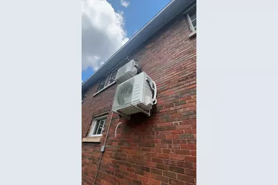 914-916 N Winnebago Street N, Rockford, IL 61103 - Photo 3