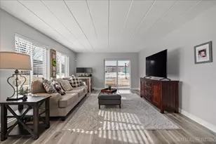 1052 N Mill St, Naperville, IL 60563 - Photo 1