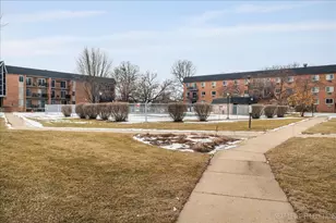 1052 N Mill St, Naperville, IL 60563 - Photo 25