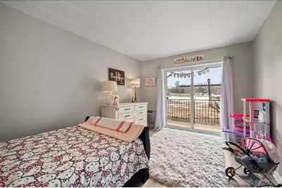 1052 N Mill Street #111, Naperville, IL 60563 - Photo 15