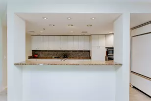 7030 Arbor Ln, Northfield, IL 60093 - Photo 5