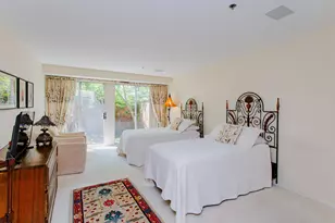 7030 Arbor Ln, Northfield, IL 60093 - Photo 15