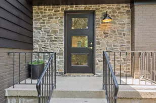 600 Eton Dr, North Barrington, IL 60010 - Photo 3