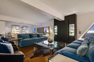 175 E Delaware Pl, Chicago, IL 60611 - Photo 17