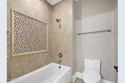 212 Holmes Avenue, Clarendon Hills, IL 60514 - Photo 25