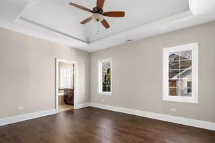 212 Holmes Ave, Clarendon Hills, IL 60514 - Photo 19