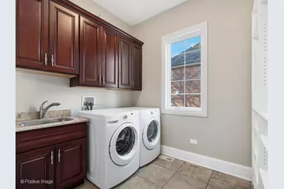 212 Holmes Avenue, Clarendon Hills, IL 60514 - Photo 15