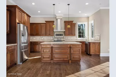 212 Holmes Avenue, Clarendon Hills, IL 60514 - Photo 7