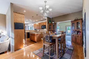 419 N Euclid Ave, Princeton, IL 61356 - Photo 5