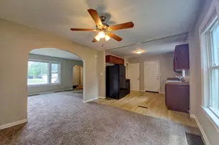 1913 170th St, Hazel Crest, IL 60429 - Photo 5