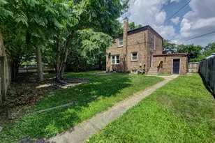 1913 170th St, Hazel Crest, IL 60429 - Photo 19