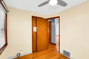 11312 S Avenue H, Chicago, IL 60617 - Photo 11