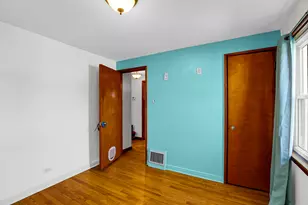 11312 S Avenue H, Chicago, IL 60617 - Photo 9