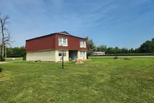 201-203 S Maple St, Toluca, IL 61369 - Photo 3