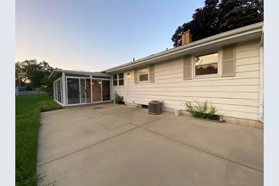 200 Patrick Drive, South Elgin, IL 60177 - Photo 21