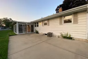 200 Patrick Dr, South Elgin, IL 60177 - Photo 21