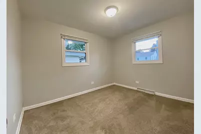 200 Patrick Drive, South Elgin, IL 60177 - Photo 9