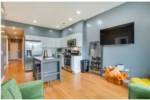 4241 S Langley Ave, Chicago, IL 60653 - Photo 3