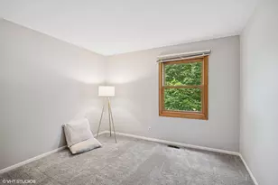 120 N Green St, McHenry, IL 60050 - Photo 11