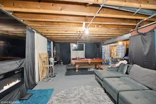 315 Leverette St, Thornton, IL 60476 - Photo 17