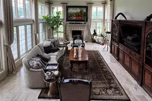 16W122 91st St, Burr Ridge, IL 60527 - Photo 9