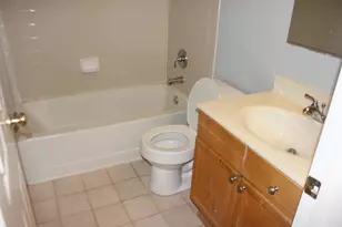 700 N Sparkle Ct, Oswego, IL 60543 - Photo 23