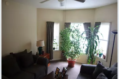 6948 S Eberhart Avenue, Chicago, IL 60637 - Photo 3