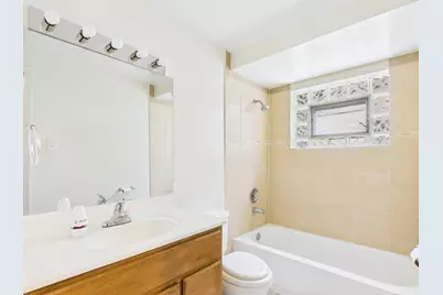 8810 Briar Course #1B, Des Plaines, IL 60016 - Photo 13