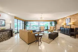 203 N Kenilworth Ave, Oak Park, IL 60302 - Photo 5