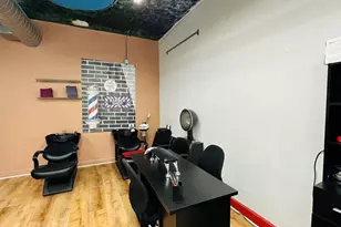 2024 W Montrose Ave, Chicago, IL 60618 - Photo 5